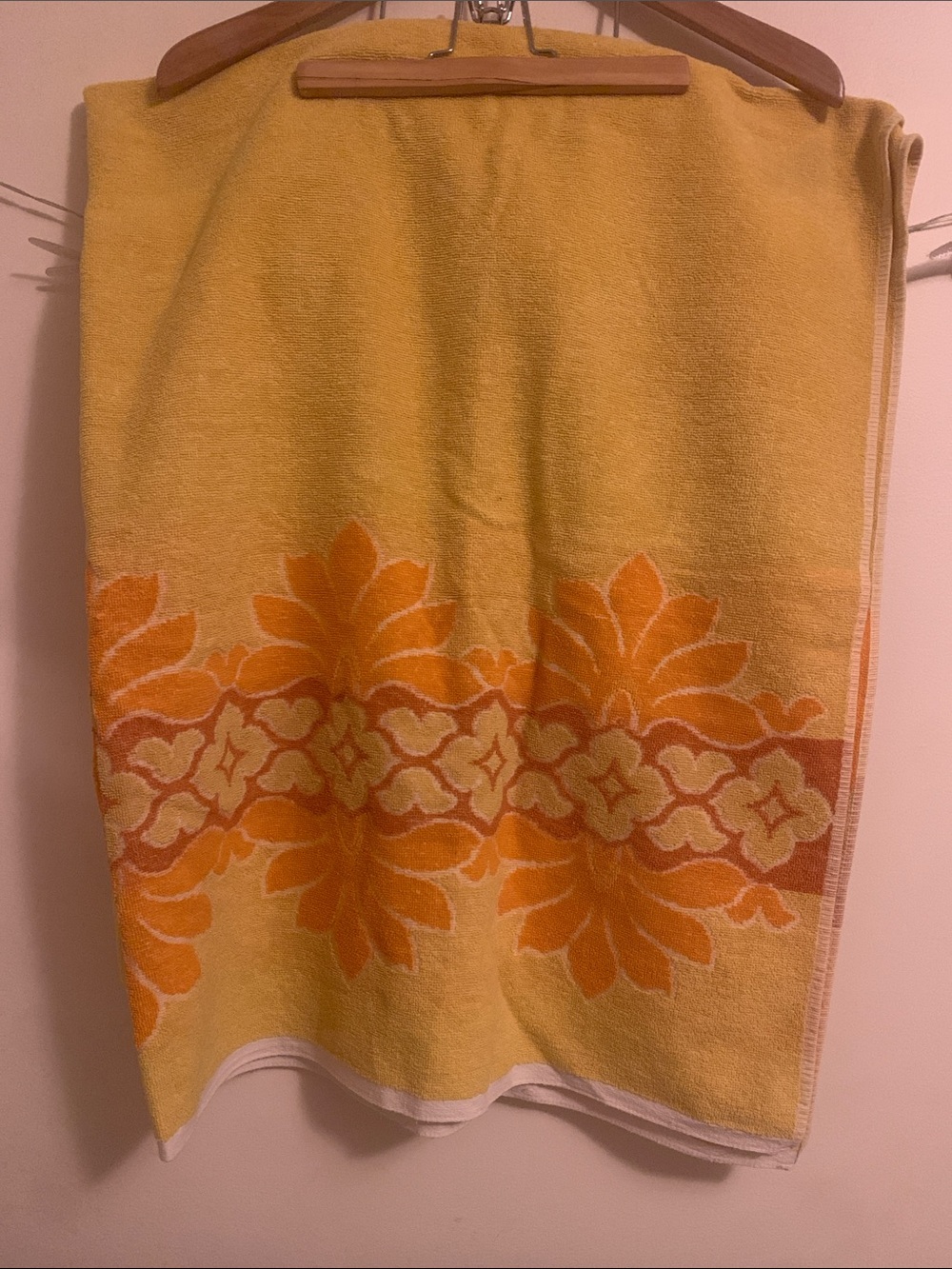 Vintage 70s Orange Yellow Floral Two Tone Cotton Bath Towel